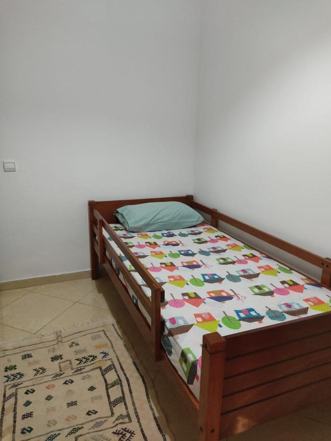 לאראש Moderne Appartement מראה חיצוני תמונה