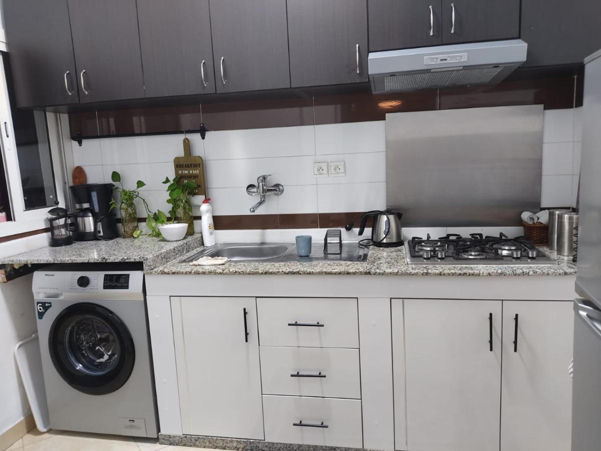 לאראש Moderne Appartement מראה חיצוני תמונה