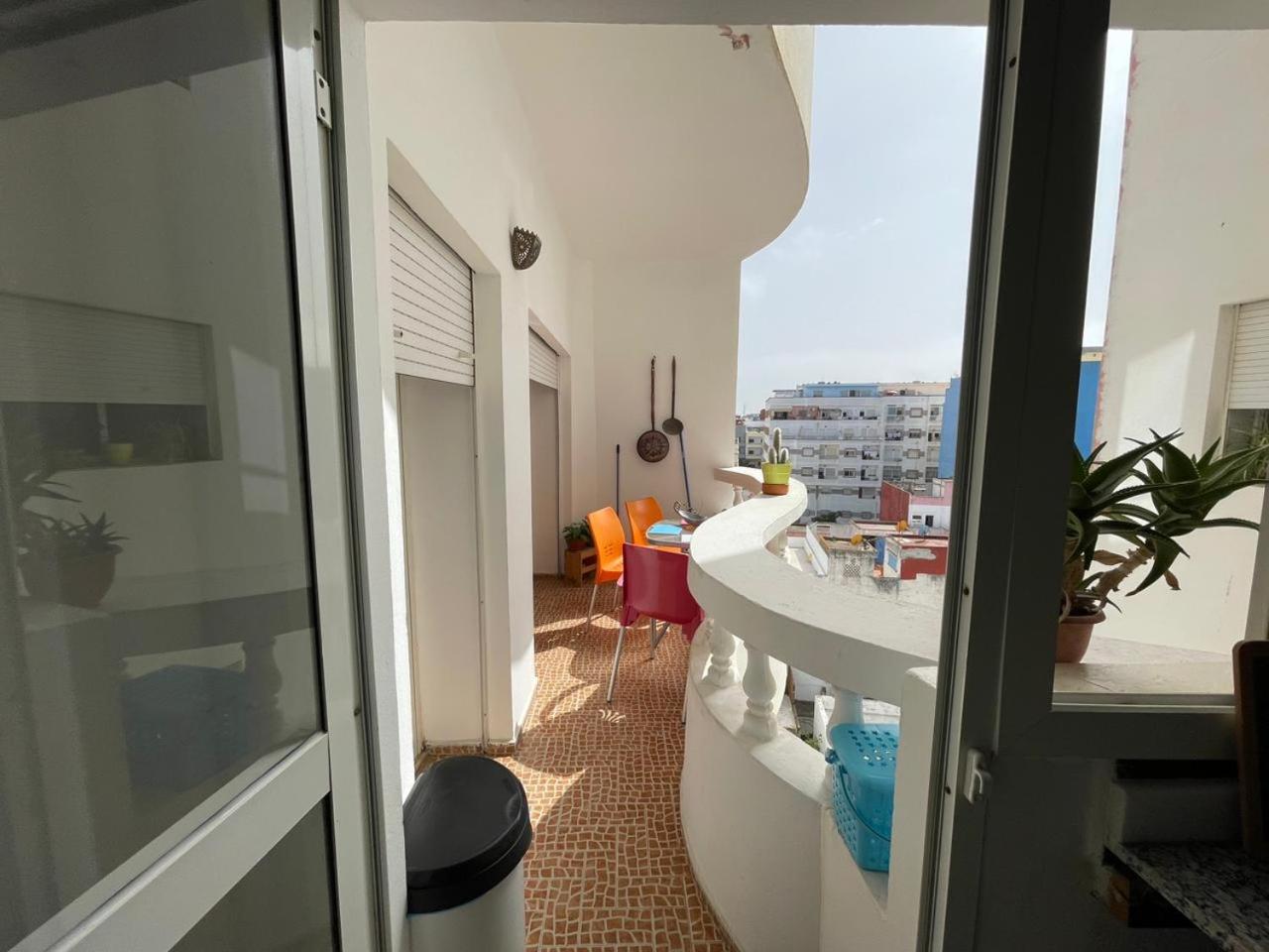 לאראש Moderne Appartement מראה חיצוני תמונה